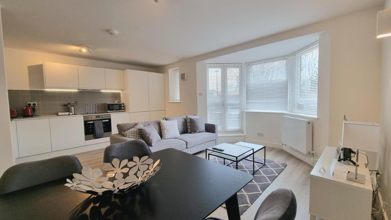 Roomspace Serviced Apartments - Kew Bridge Court London Exterior photo